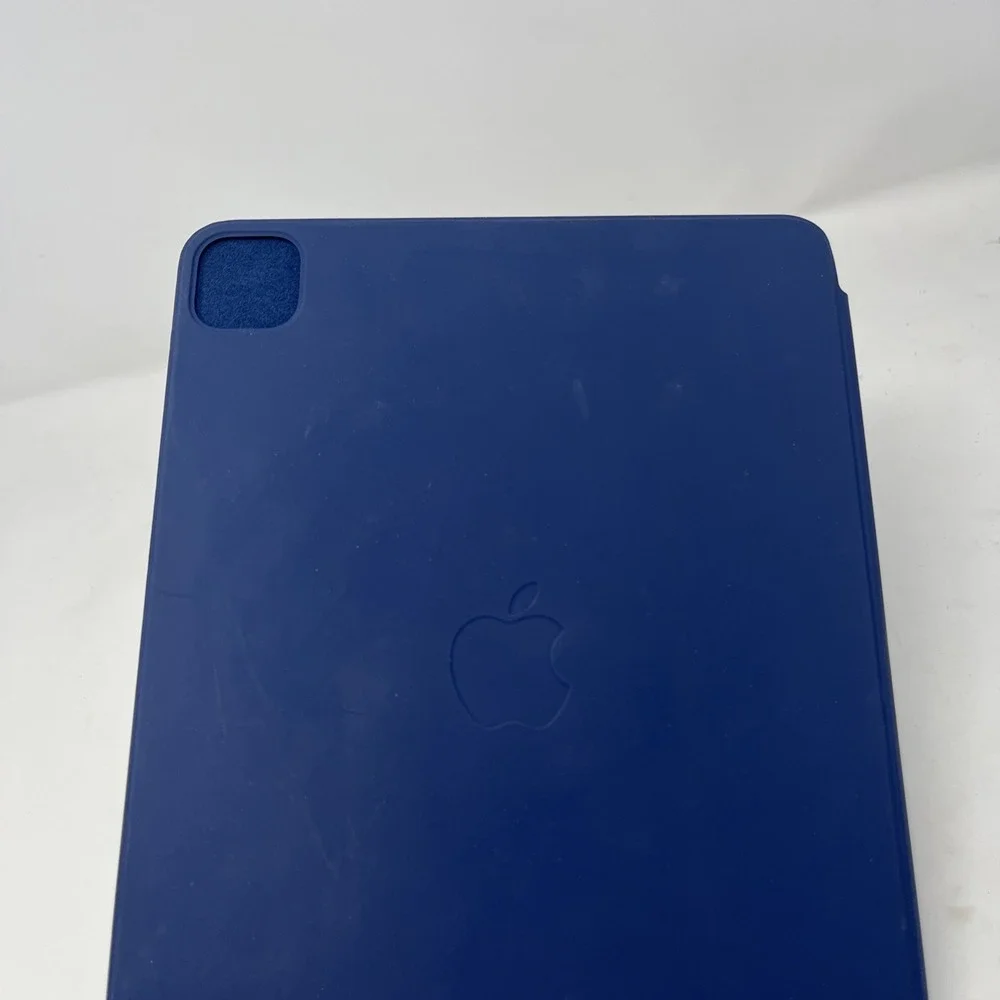 Apple Smart Folio for iPad Pro 11